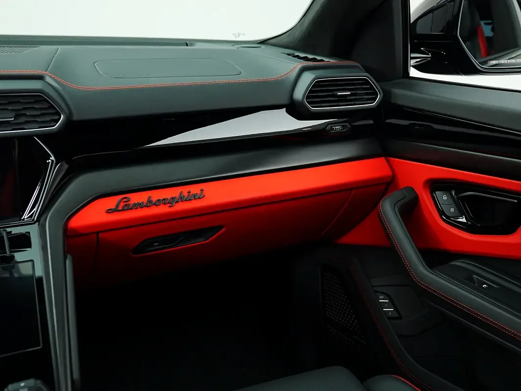 Lamborghini Urus 4.0 AT AWD (666 hp) - 15