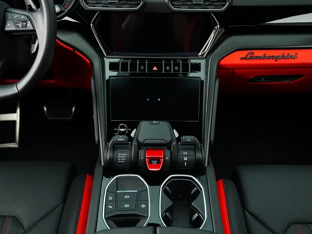 Lamborghini Urus 4.0 AT AWD (666 hp) - 16