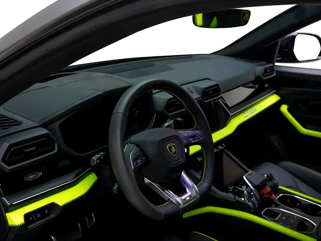 Lamborghini Urus 4.0 AT AWD (666 حصان) - 8