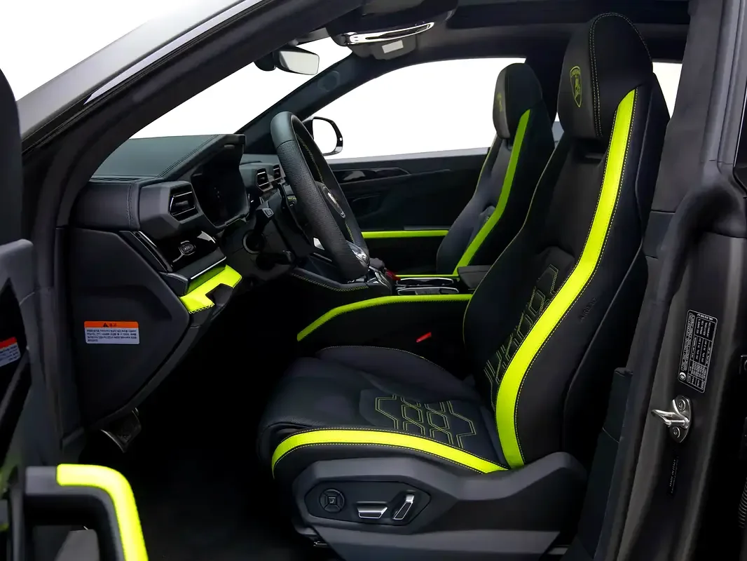 Lamborghini Urus 4.0 AT AWD (666 حصان) - 9