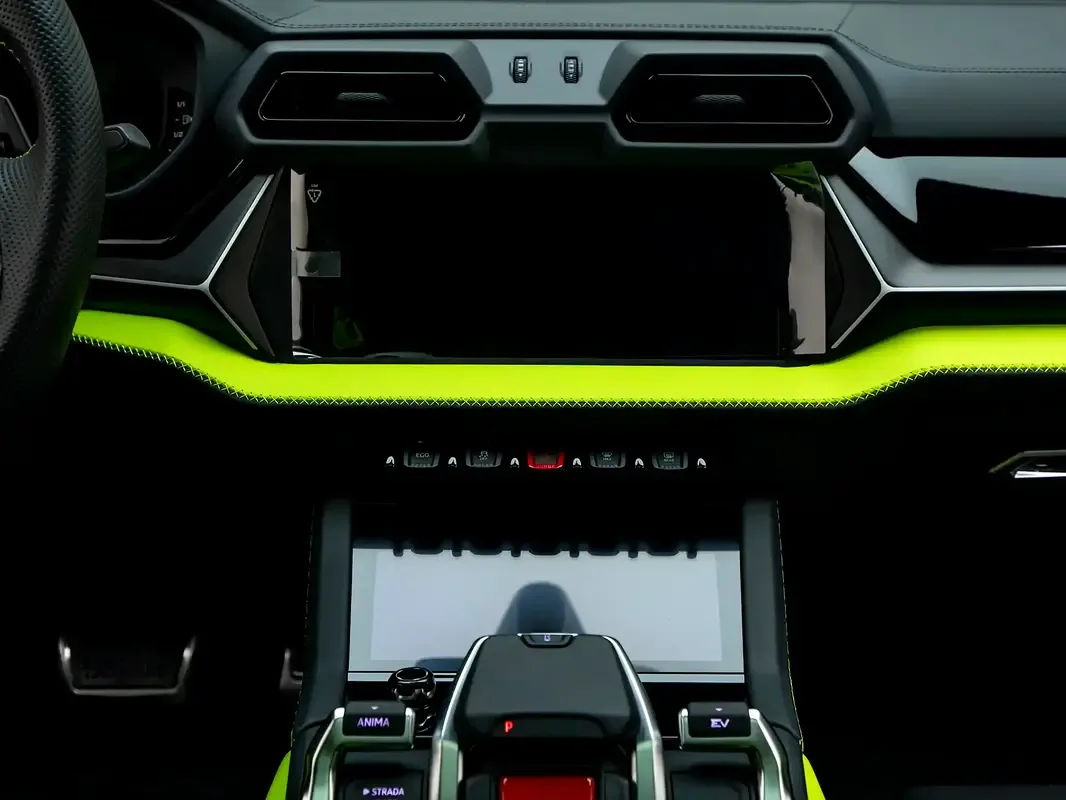Lamborghini Urus 4.0 AT AWD (666 حصان) - 15