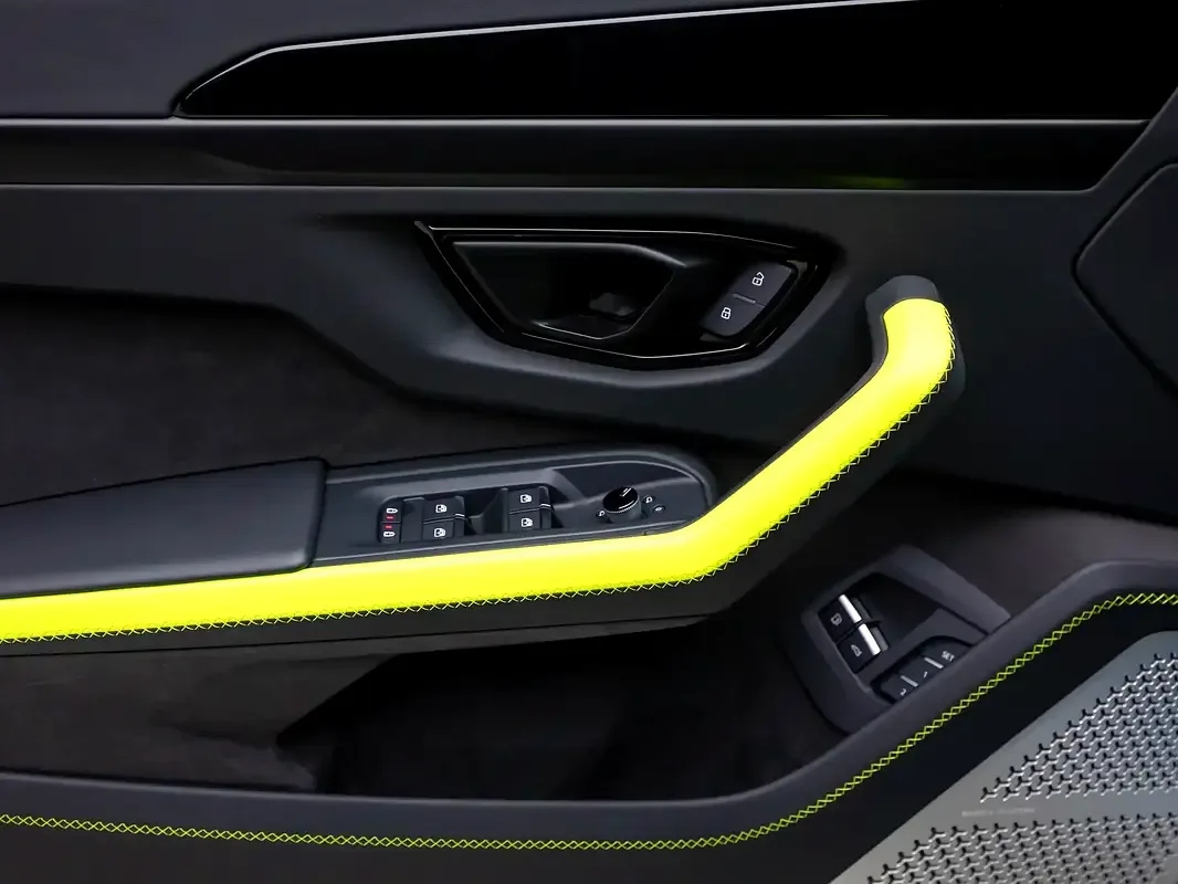 Lamborghini Urus 4.0 AT AWD (666 حصان) - 19