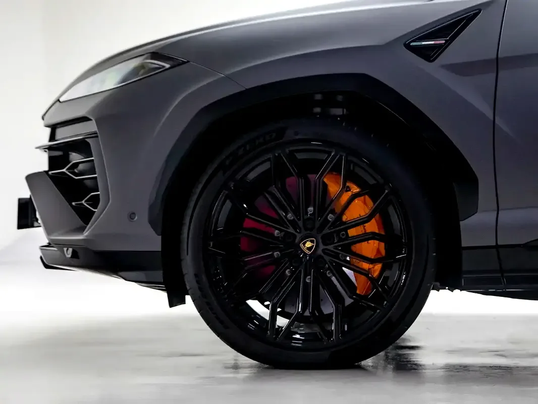 Lamborghini Urus 4.0 AT AWD (666 حصان) - 20