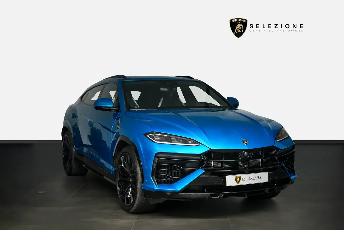Lamborghini Urus 4.0 AT AWD (666 حصان)