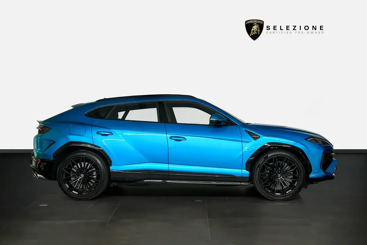 Lamborghini Urus 4.0 AT AWD (666 حصان) - 3