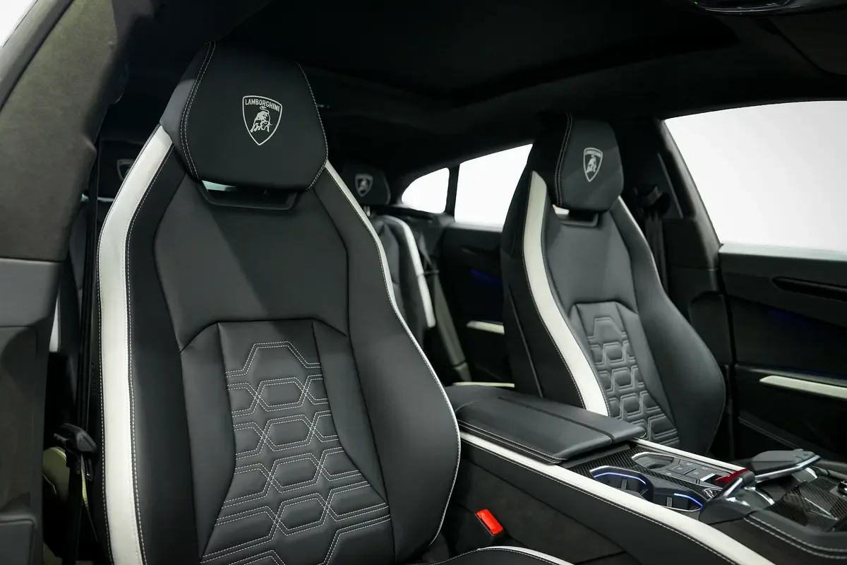 Lamborghini Urus 4.0 AT AWD (666 حصان) - 11
