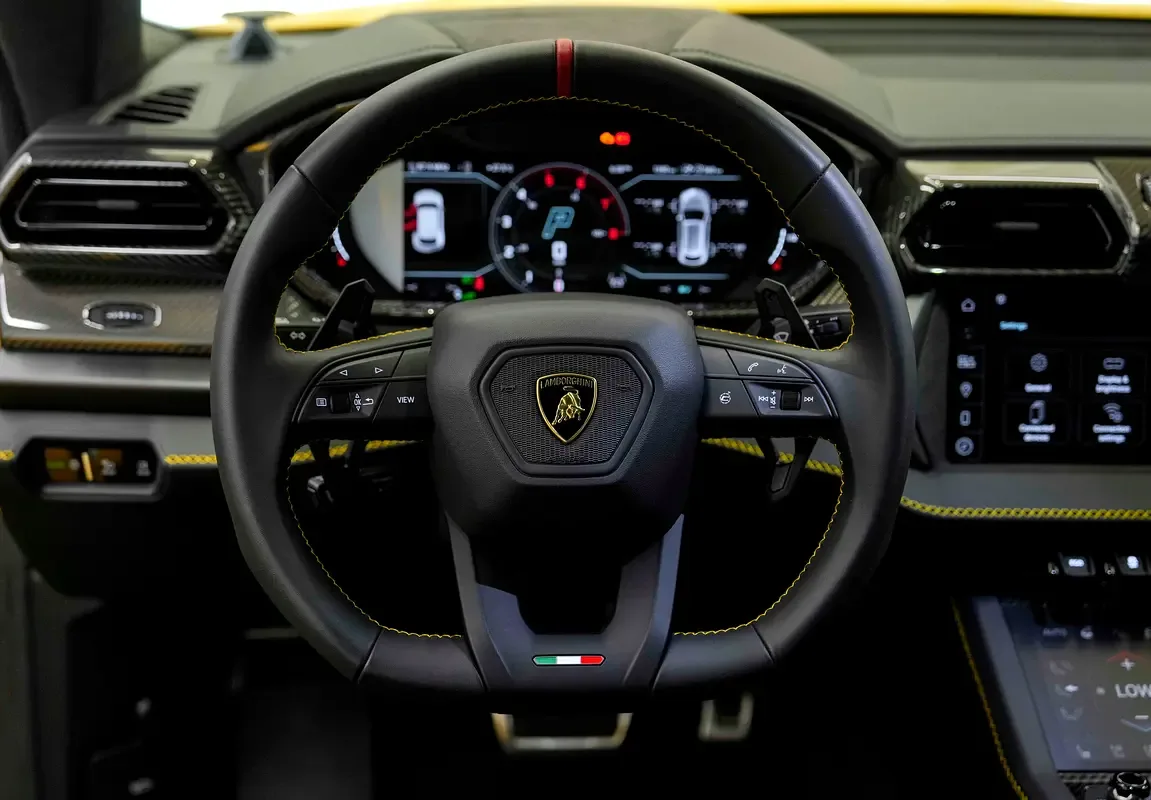 Lamborghini Urus 4.0 AT AWD (666 hp) - 11