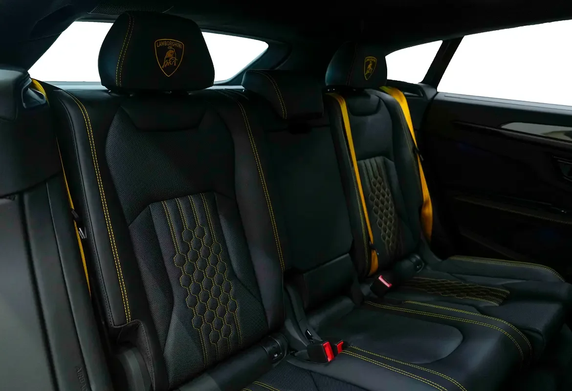 Lamborghini Urus 4.0 AT AWD (666 hp) - 12