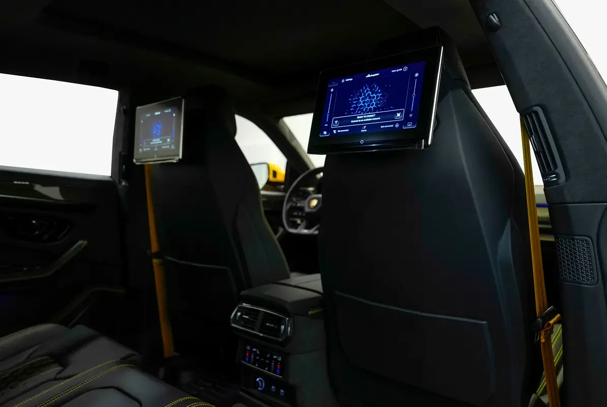 Lamborghini Urus 4.0 AT AWD (666 hp) - 13