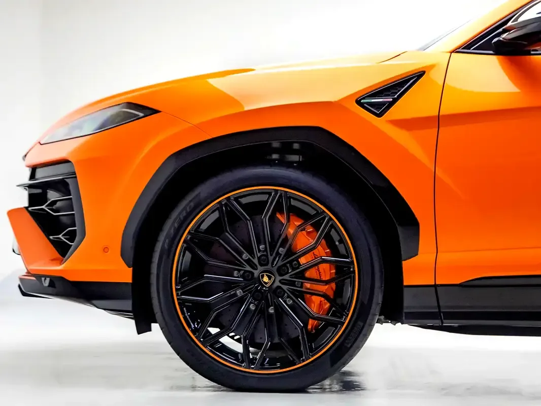 Lamborghini Urus 4.0 AT AWD (666 حصان) - 20