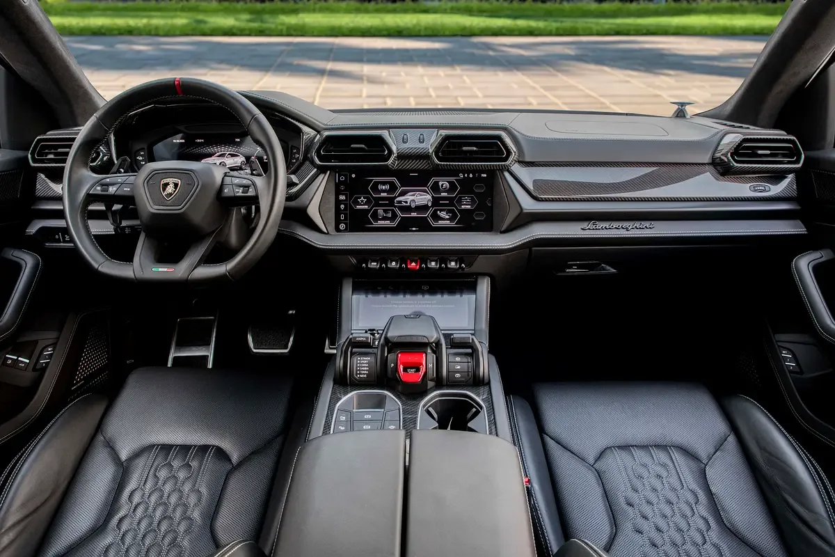 Lamborghini Urus 4.0 AT AWD (666 حصان) - 8