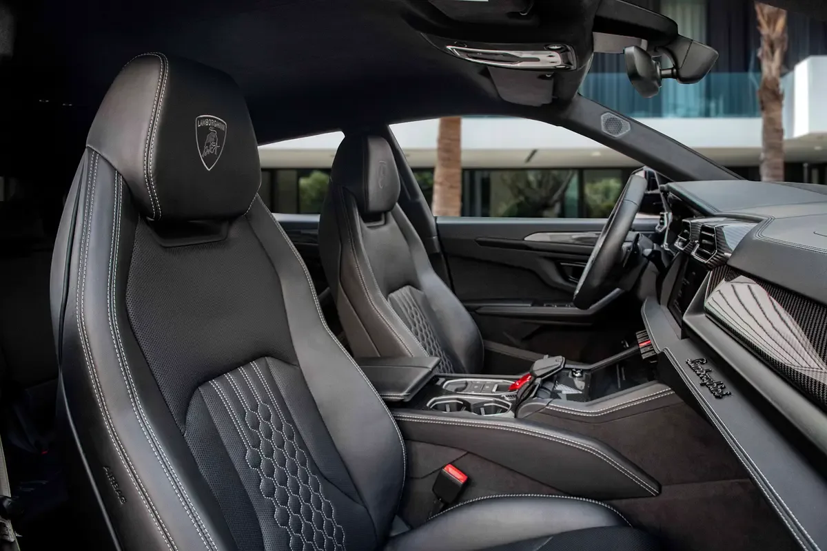 Lamborghini Urus 4.0 AT AWD (666 حصان) - 11