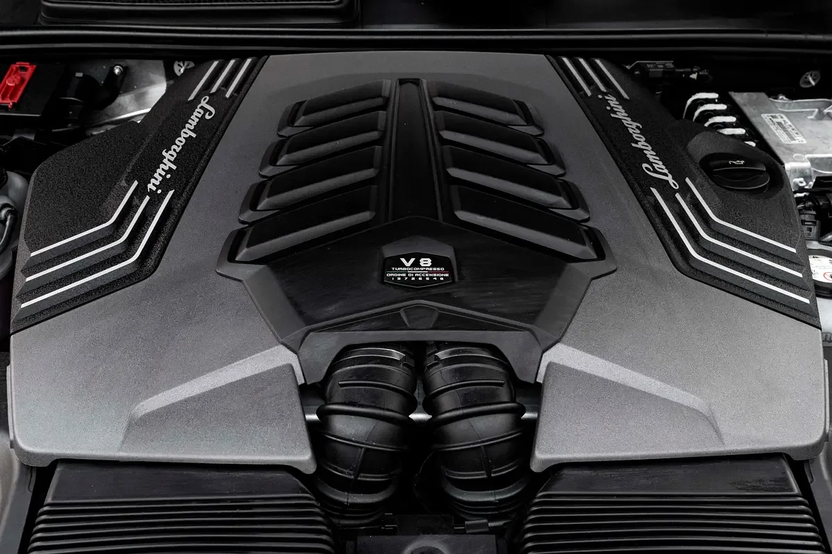 Lamborghini Urus 4.0 AT AWD (666 حصان) - 15