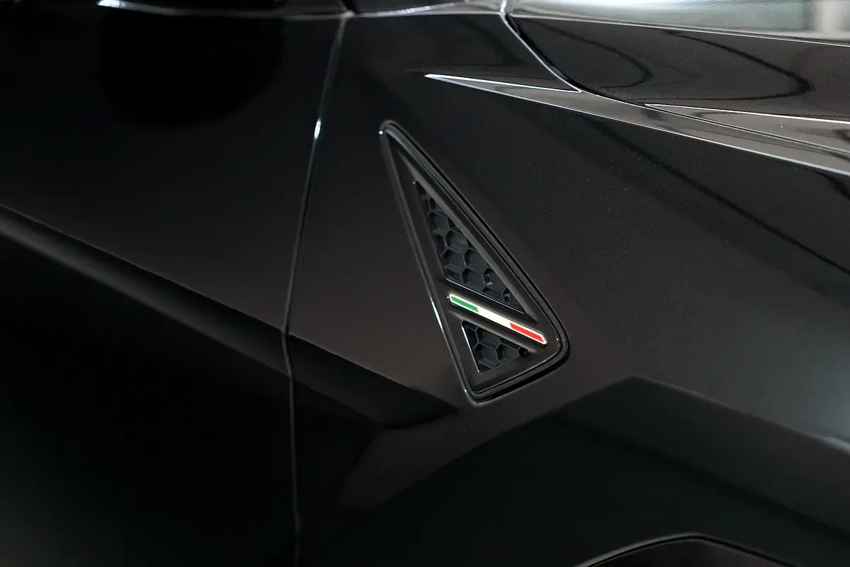 Lamborghini Urus 4.0 AT AWD (666 حصان) - 20