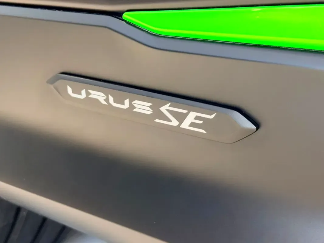 Lamborghini Urus 4.0 AT AWD (666 حصان) - 7