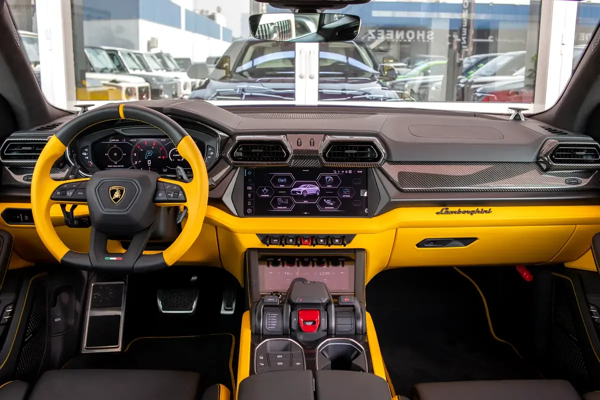 Lamborghini Urus 4.0 AT AWD (666 hp) - 9