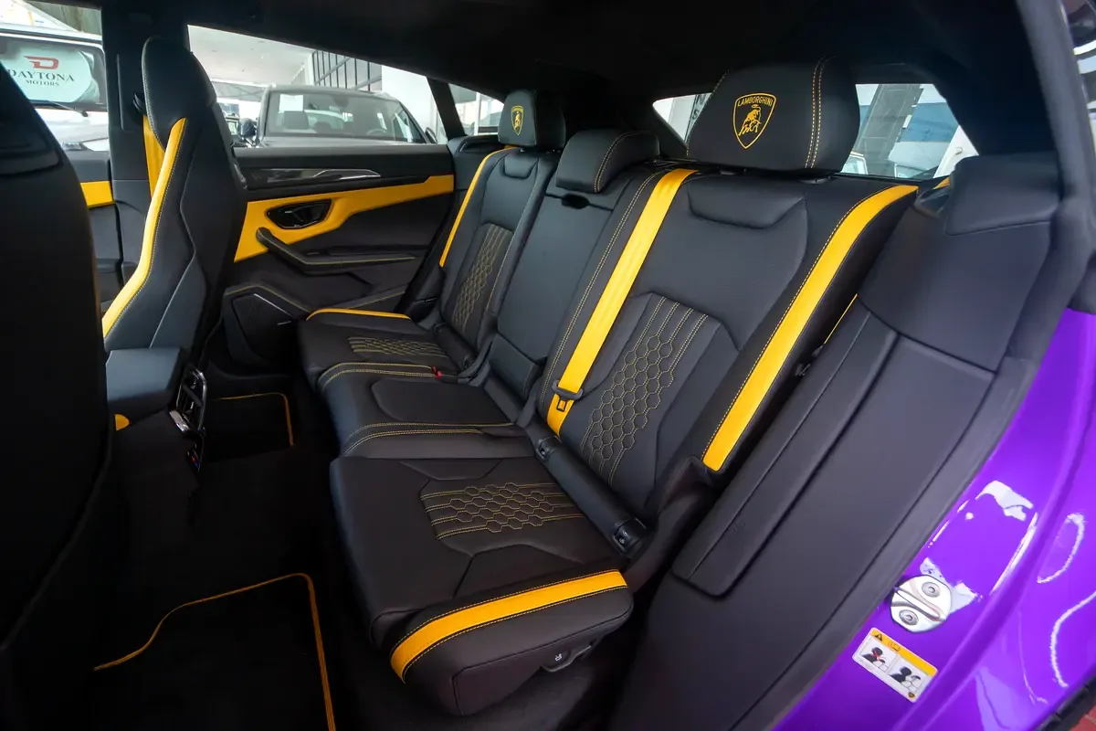 Lamborghini Urus 4.0 AT AWD (666 hp) - 18