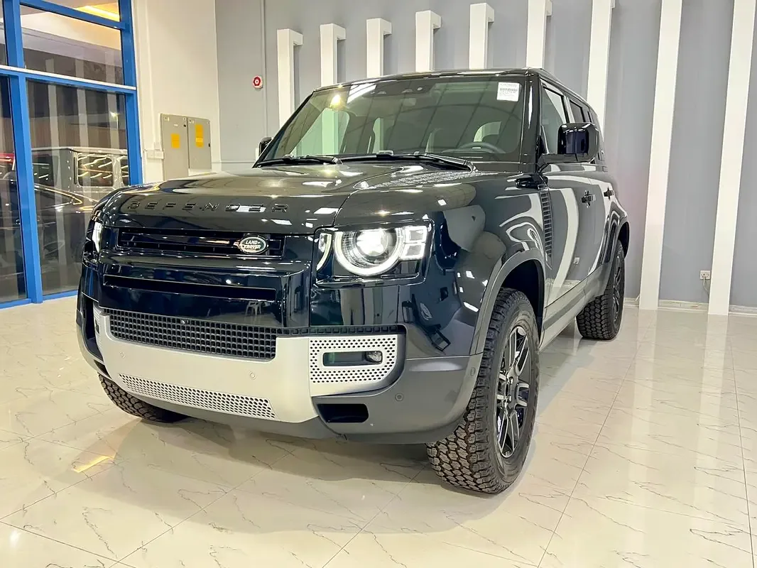 Land Rover Defender 2.0 AT AWD (300 hp)