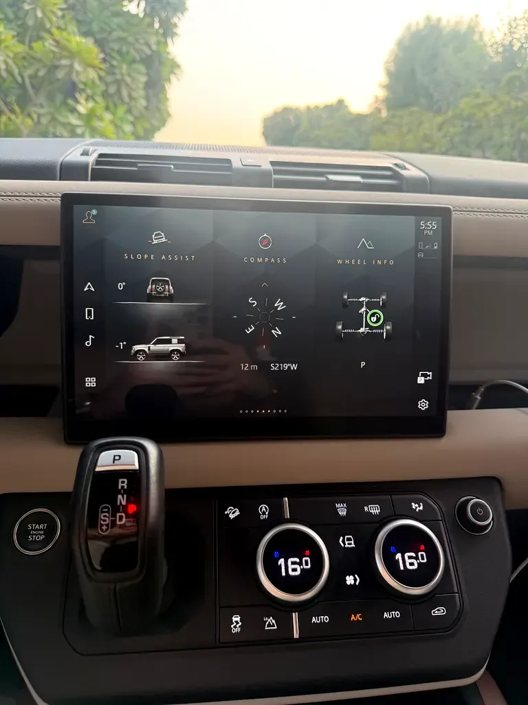 Land Rover Defender 2.0 AT AWD (300 hp) - 8