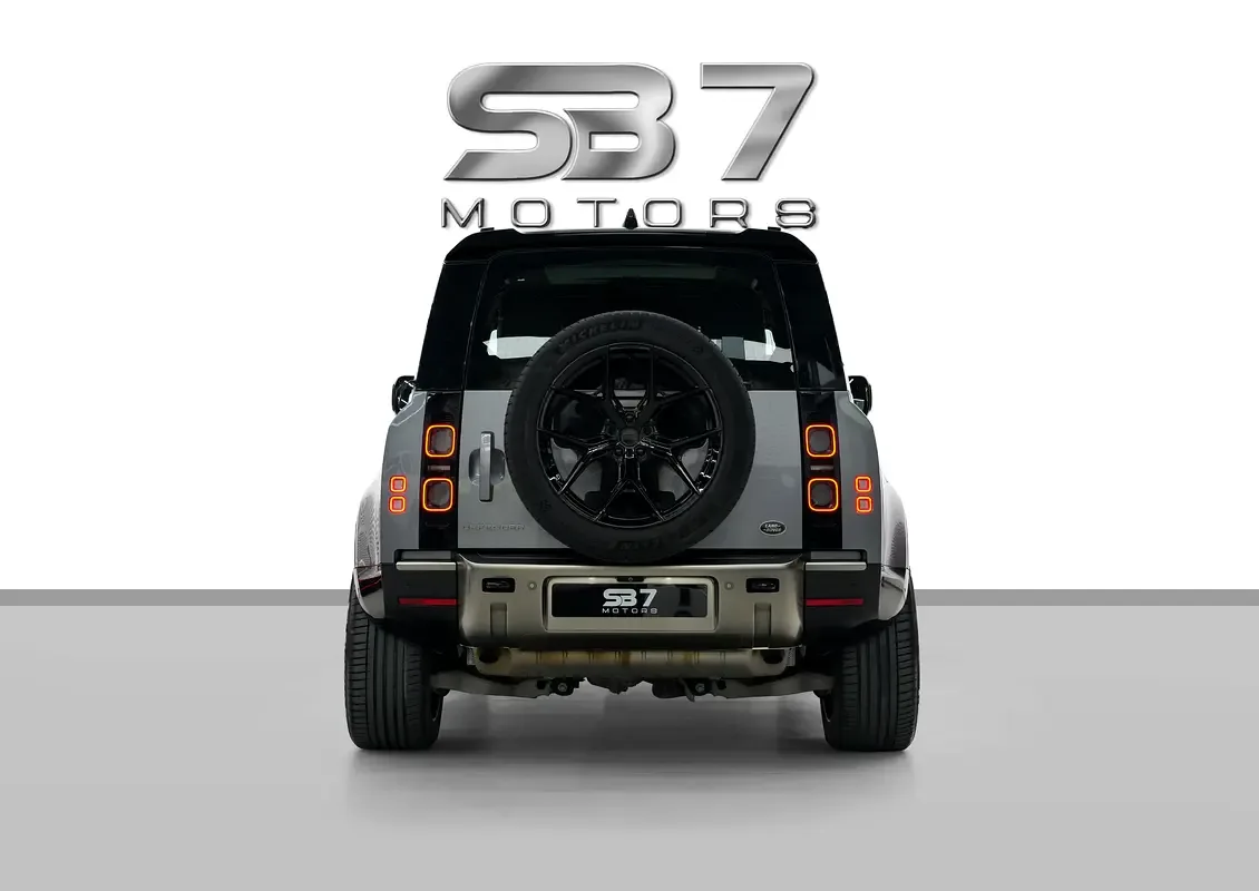 Land Rover Defender 2.0 AT AWD (300 hp) - 6