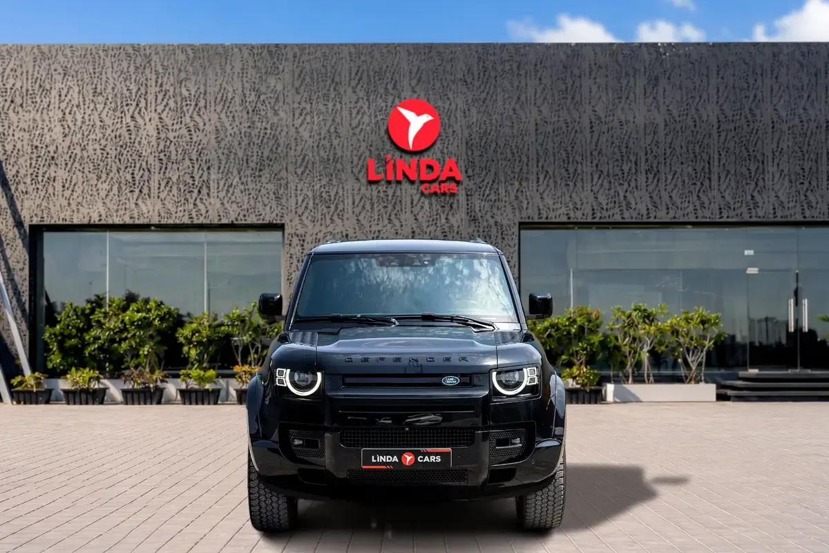 Land Rover Defender 2.0 AT AWD (300 حصان) - 2