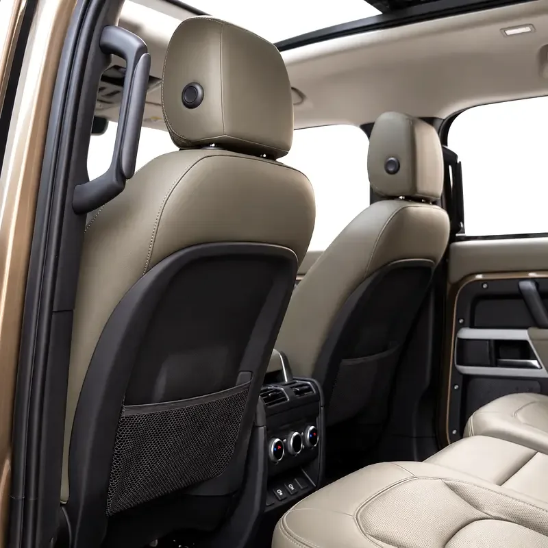 Land Rover Defender 2.0 AT AWD (300 hp) - 13