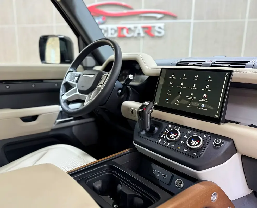 Land Rover Defender 3.0 AT 4WD (400 hp) - 12
