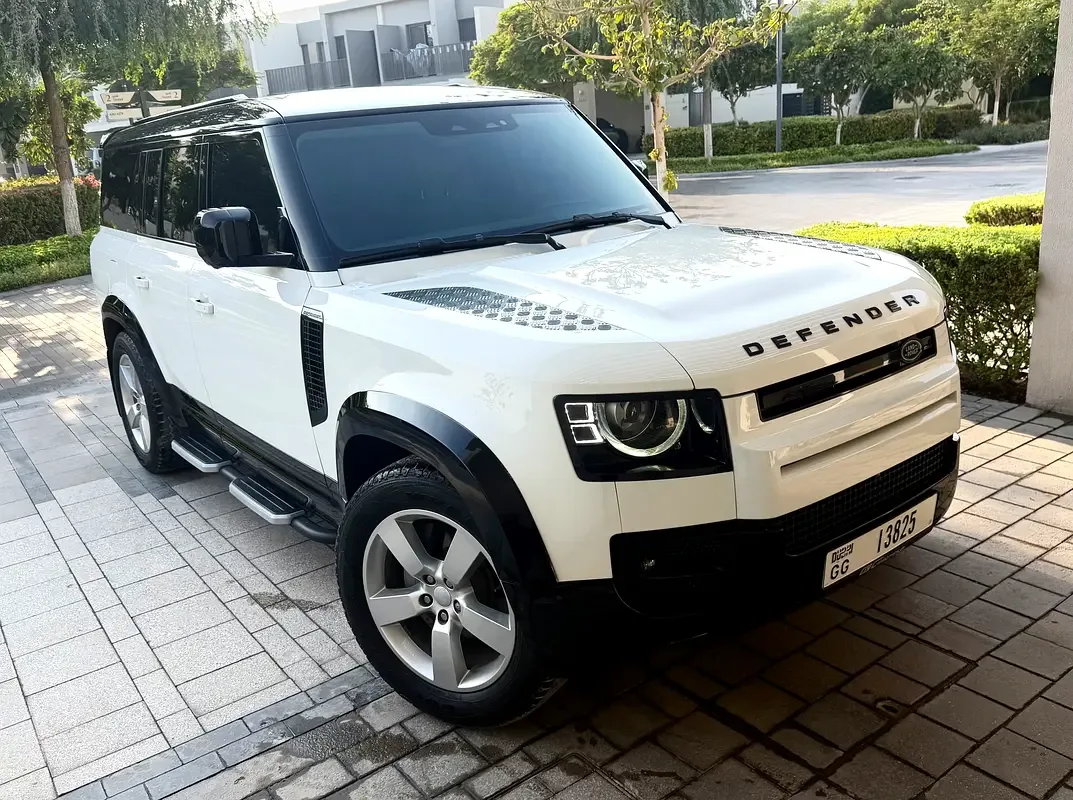 Land Rover Defender 3.0 AT 4WD (400 حصان) - 2