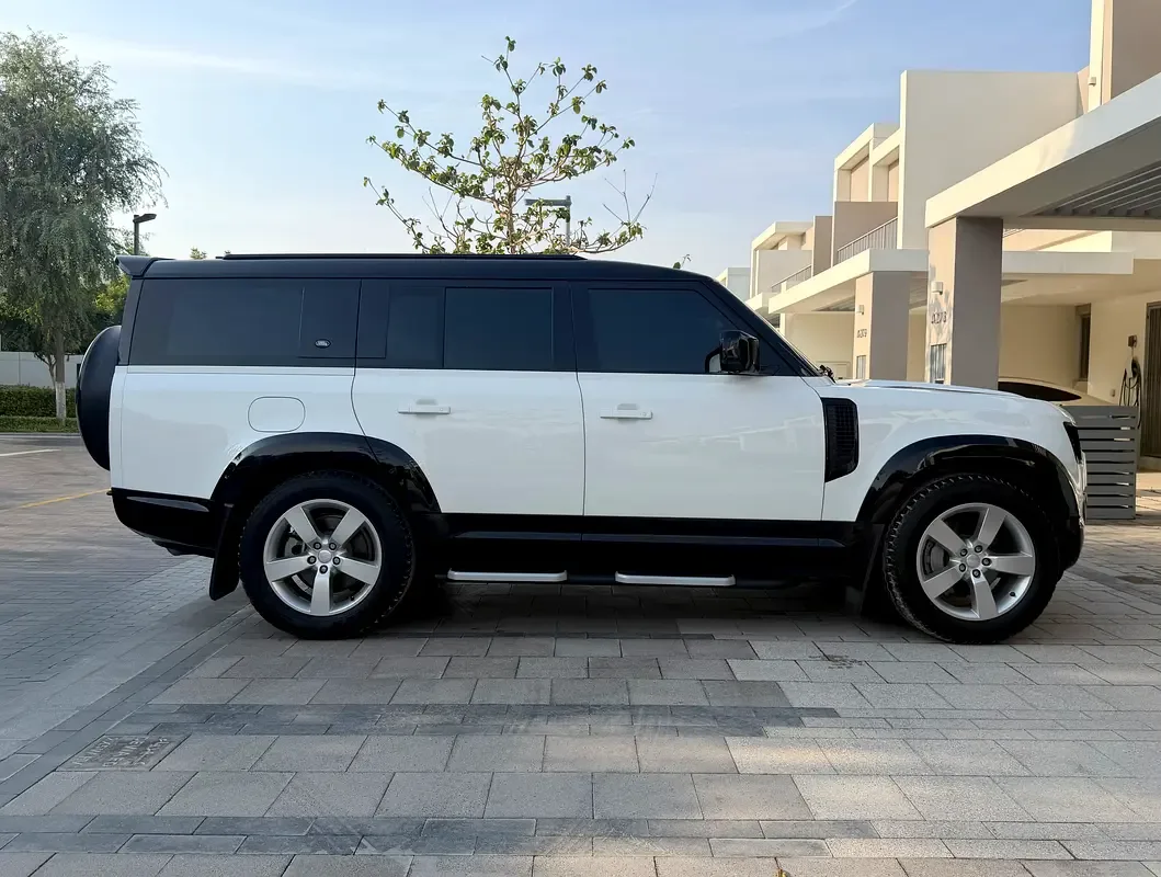 Land Rover Defender 3.0 AT 4WD (400 حصان) - 6