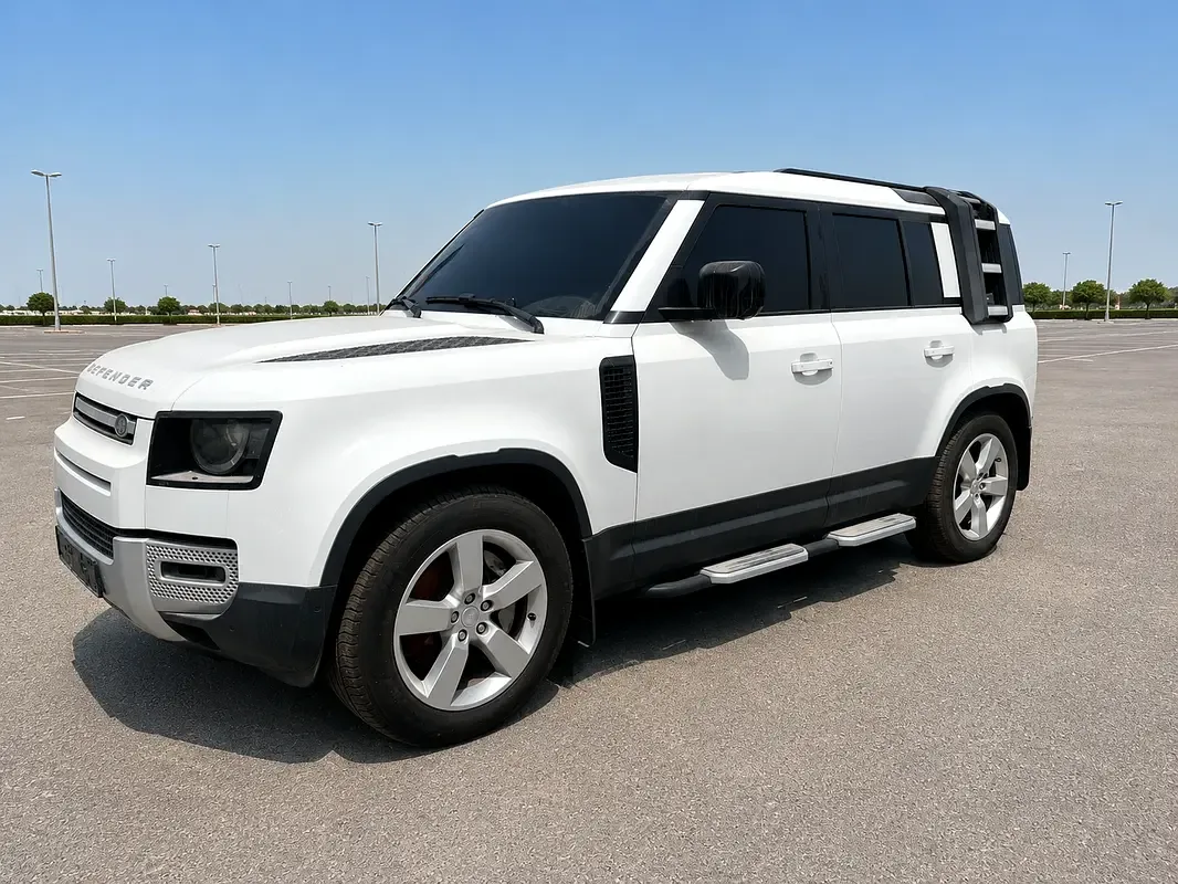 Land Rover Defender 3.0 AT AWD (300 حصان) - 2