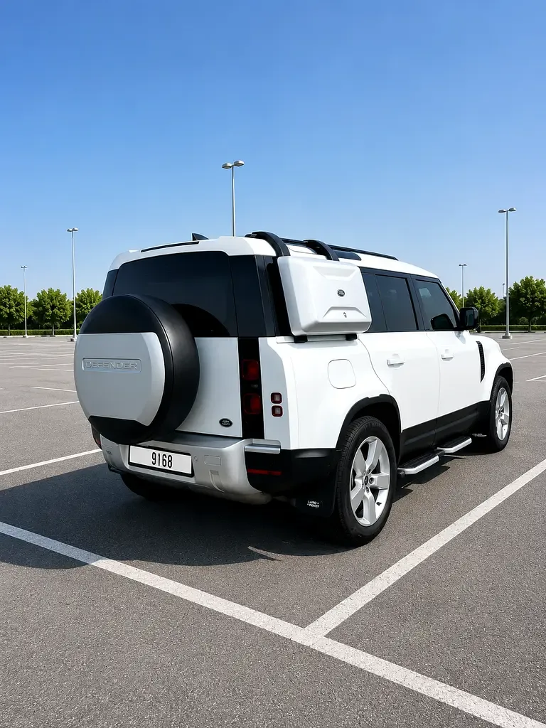 Land Rover Defender 3.0 AT AWD (300 حصان) - 5