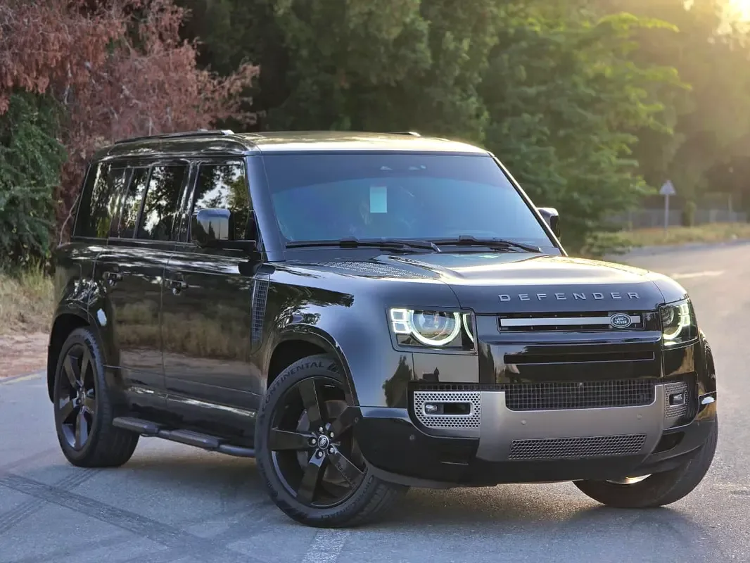 Land Rover Defender 3.0 AT AWD (400 hp)