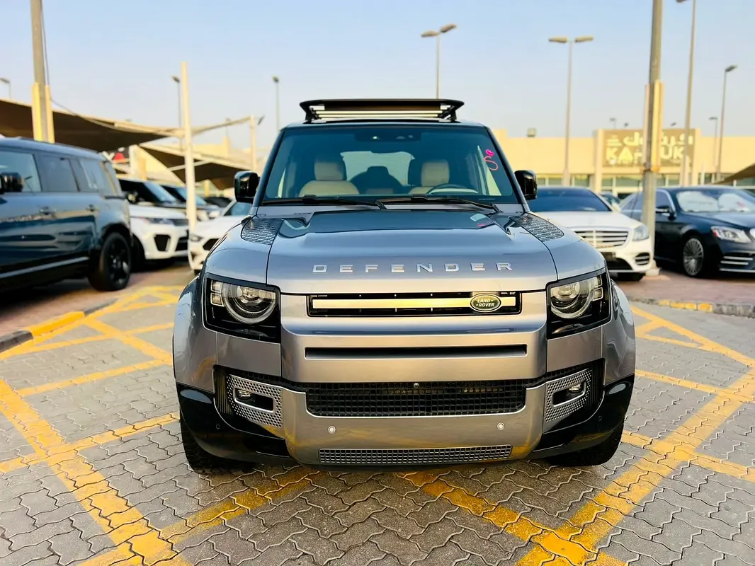 Land Rover Defender 3.0 AT AWD (400 حصان)