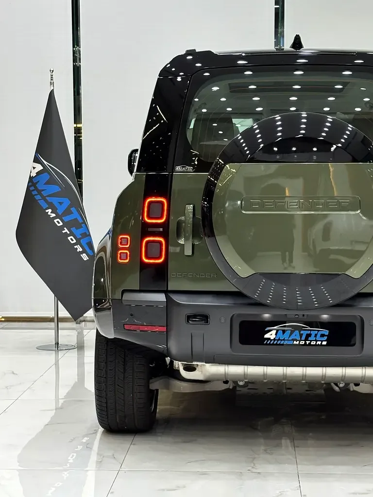 Land Rover Defender 3.0 AT AWD (400 حصان) - 9