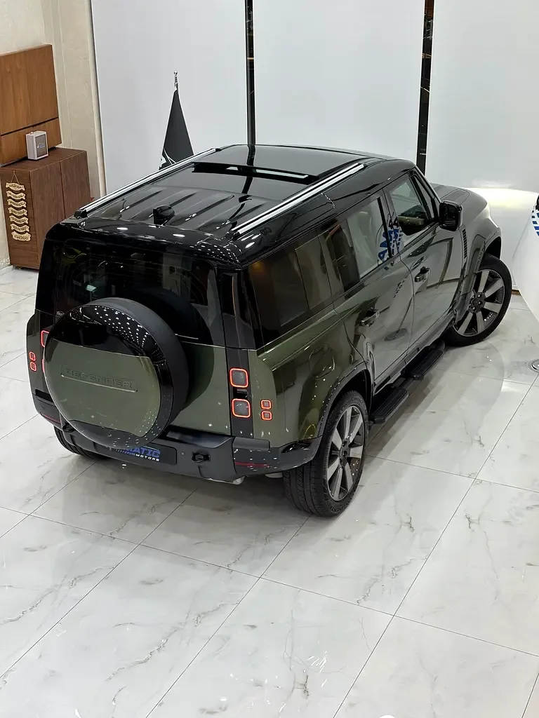 Land Rover Defender 3.0 AT AWD (400 hp) - 9