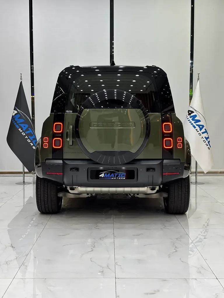 Land Rover Defender 3.0 AT AWD (400 hp) - 6