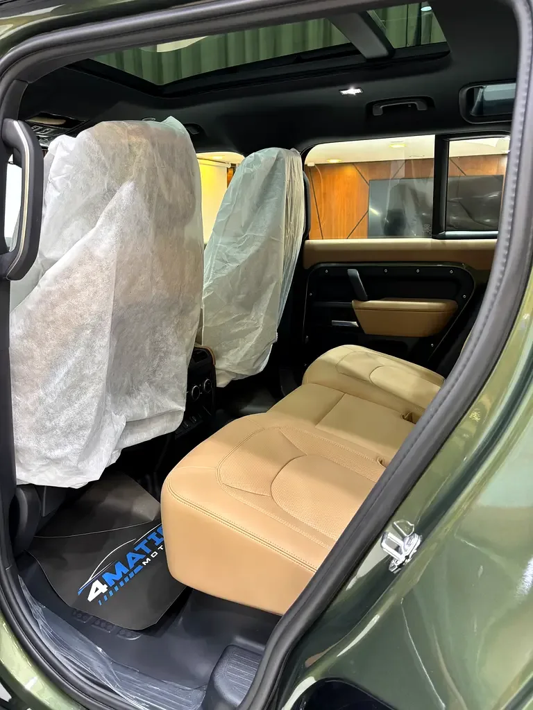 Land Rover Defender 3.0 AT AWD (400 hp) - 12