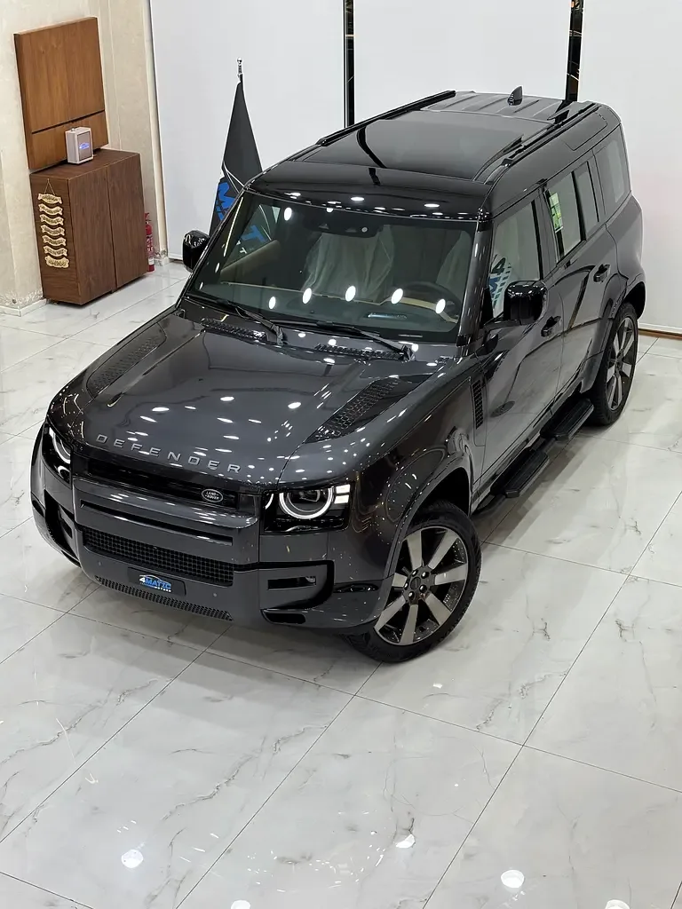 Land Rover Defender 3.0 AT AWD (400 حصان) - 6
