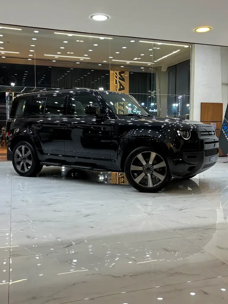 Land Rover Defender 3.0 AT AWD (400 hp) - 4