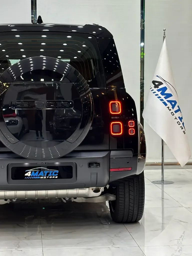 Land Rover Defender 3.0 AT AWD (400 hp) - 10