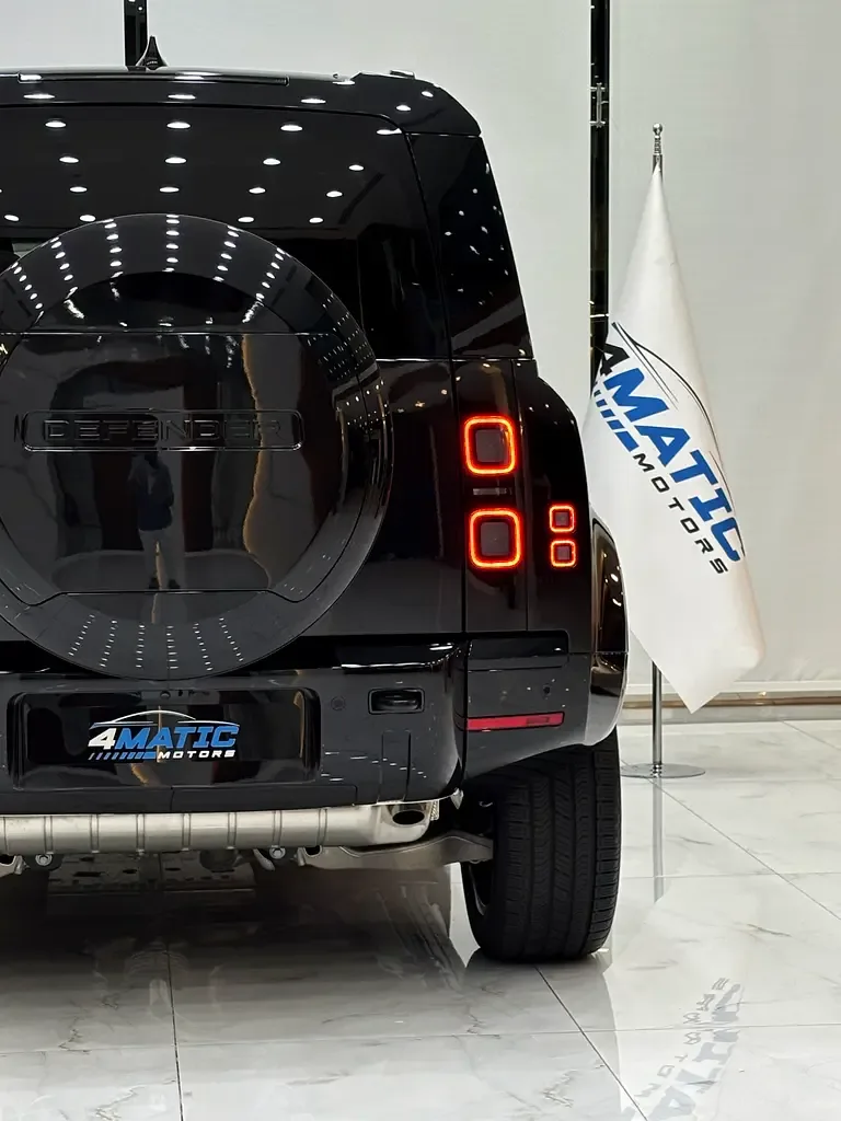Land Rover Defender 3.0 AT AWD (400 حصان) - 8