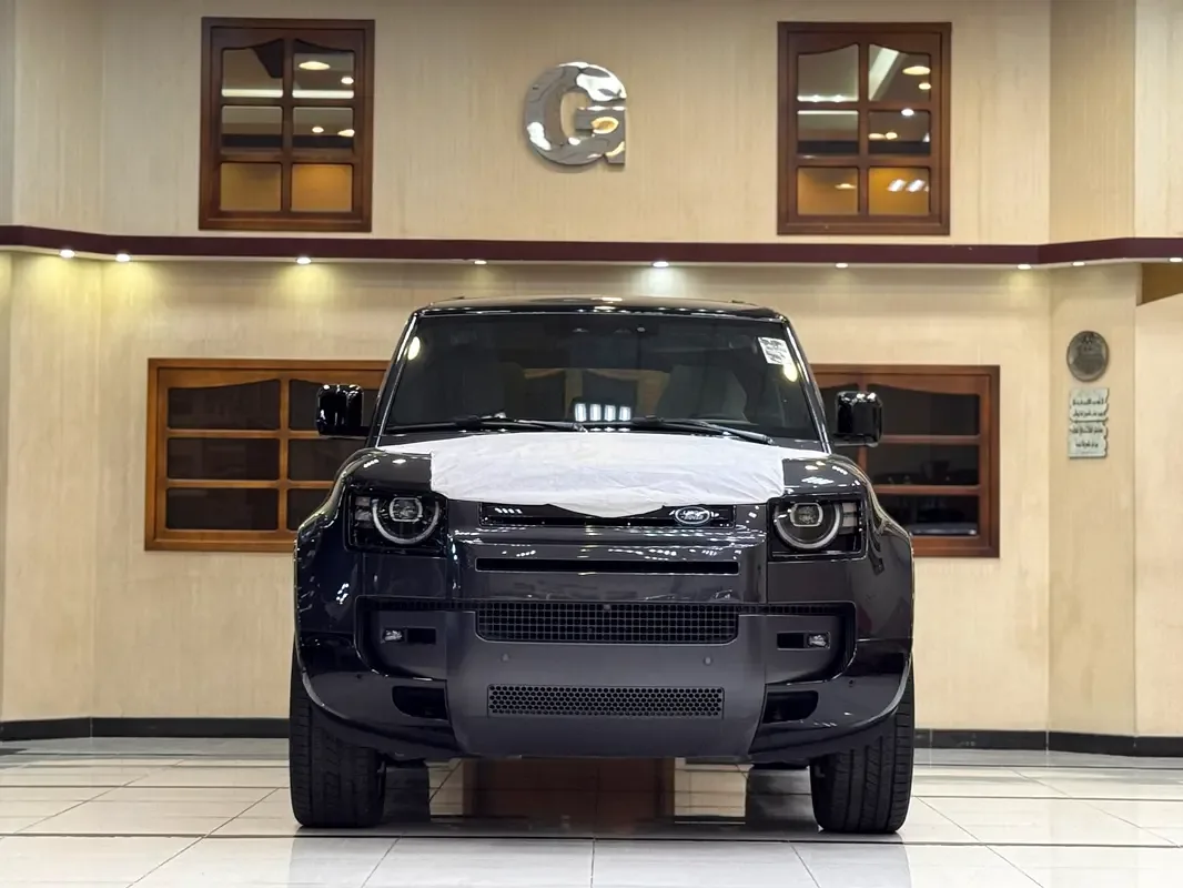 Land Rover Defender 3.0 AT AWD (400 hp) - 4