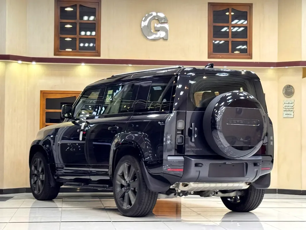 Land Rover Defender 3.0 AT AWD (400 hp) - 7