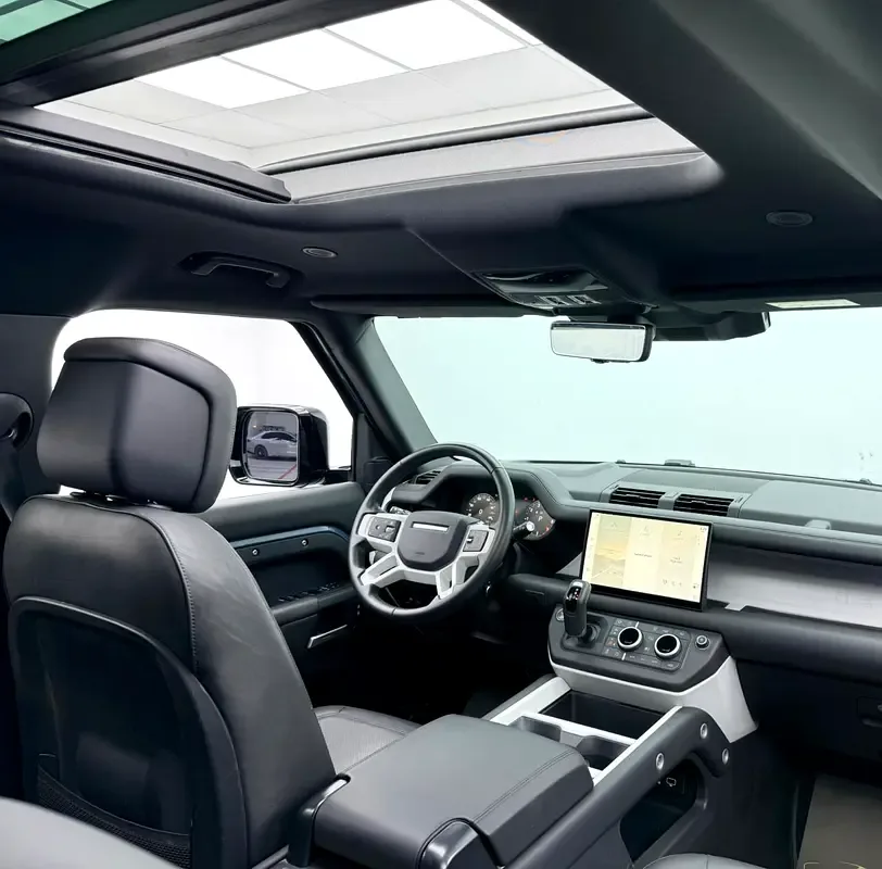 Land Rover Defender 3.0 AT AWD (400 hp) - 12