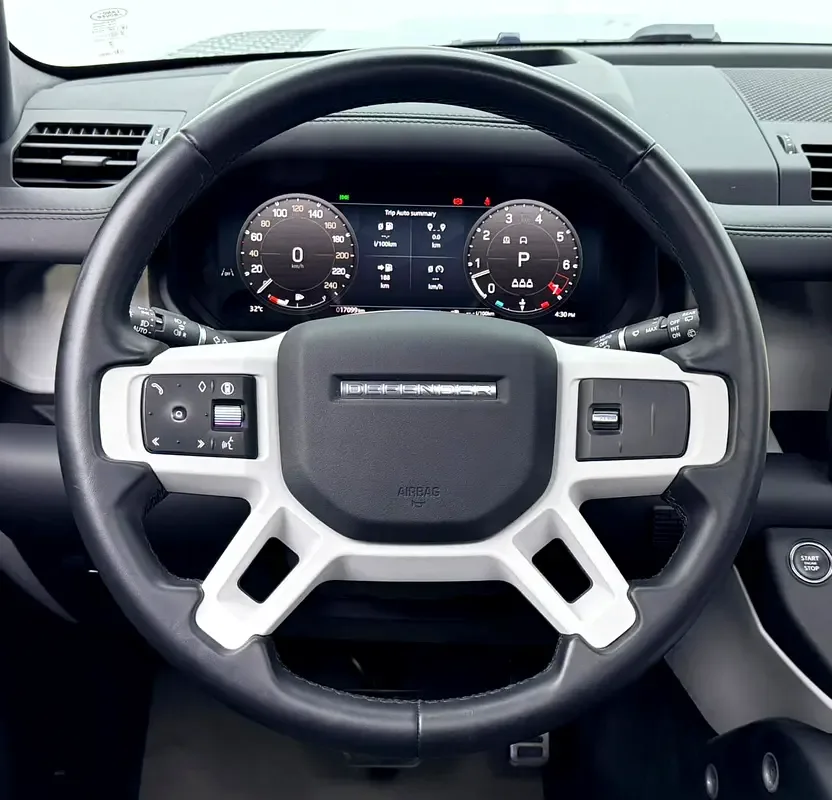 Land Rover Defender 3.0 AT AWD (400 hp) - 15