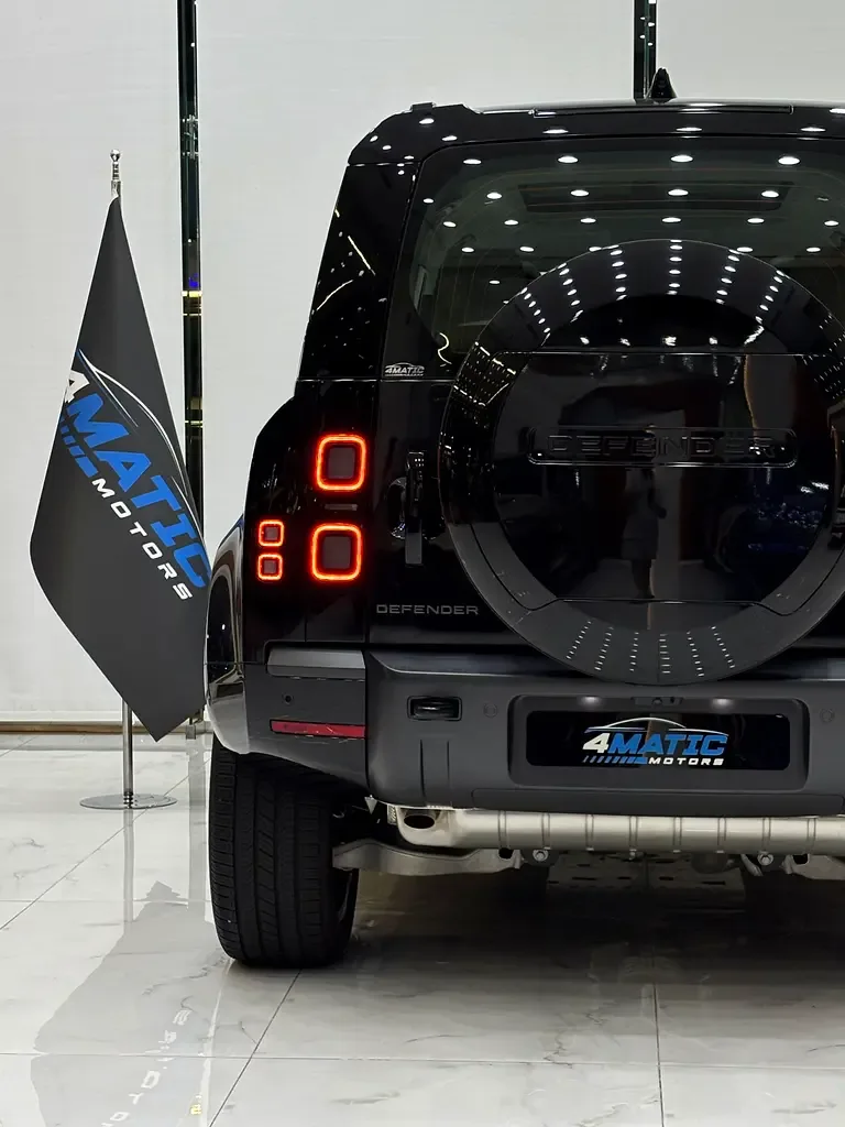 Land Rover Defender 3.0 AT AWD (400 hp) - 8
