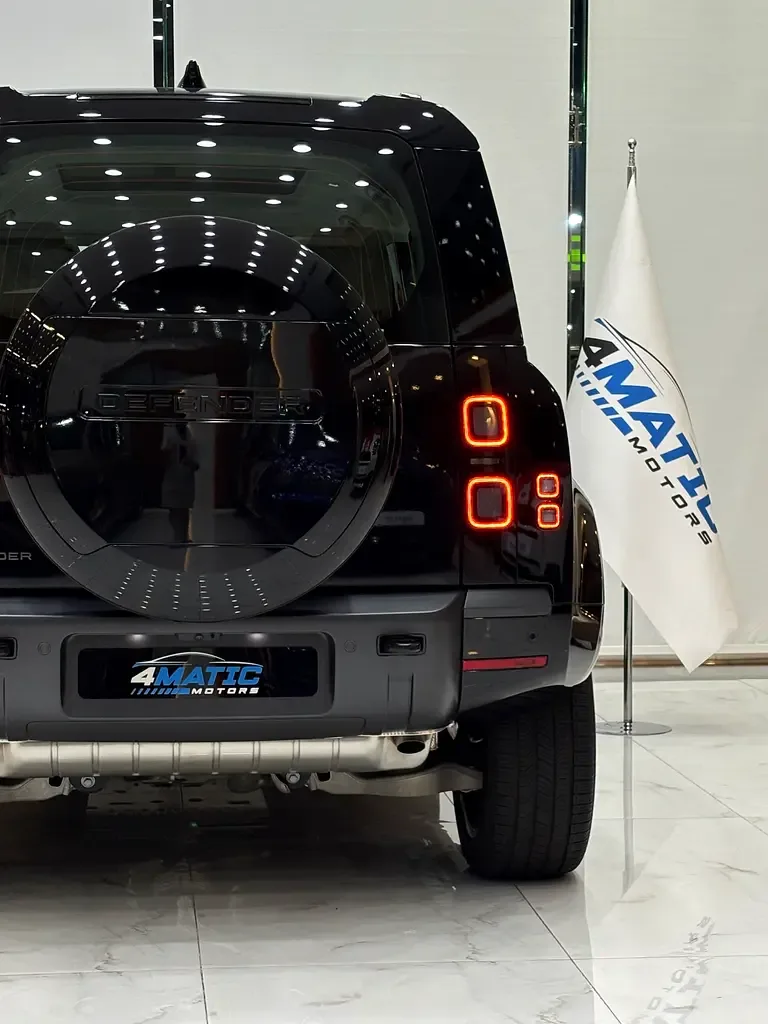 Land Rover Defender 3.0 AT AWD (400 hp) - 9