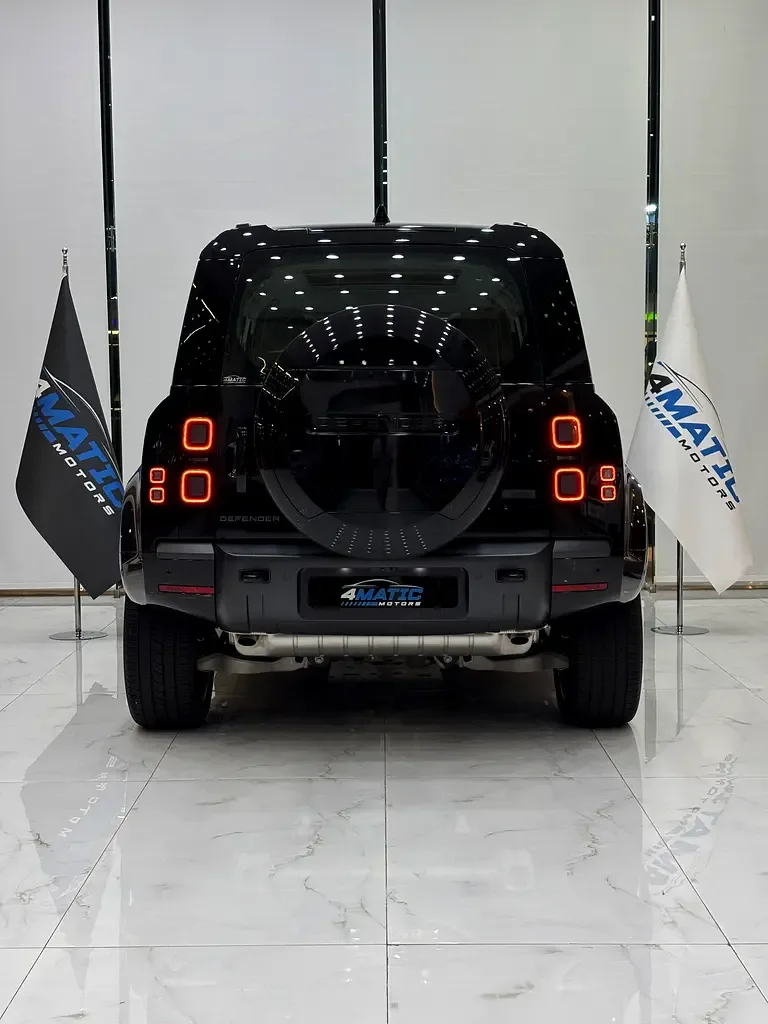 Land Rover Defender 3.0 AT AWD (400 hp) - 10