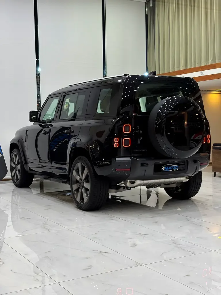 Land Rover Defender 3.0 AT AWD (400 hp) - 11