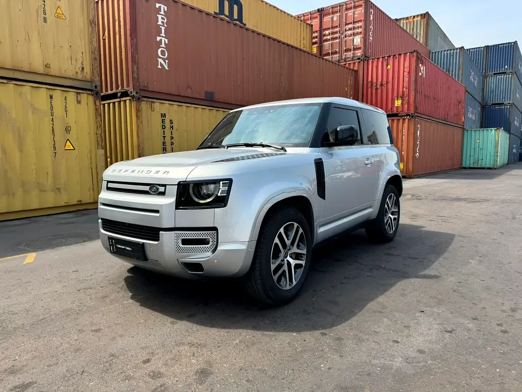 Land Rover Defender 3.0 AT AWD (400 hp) - 2